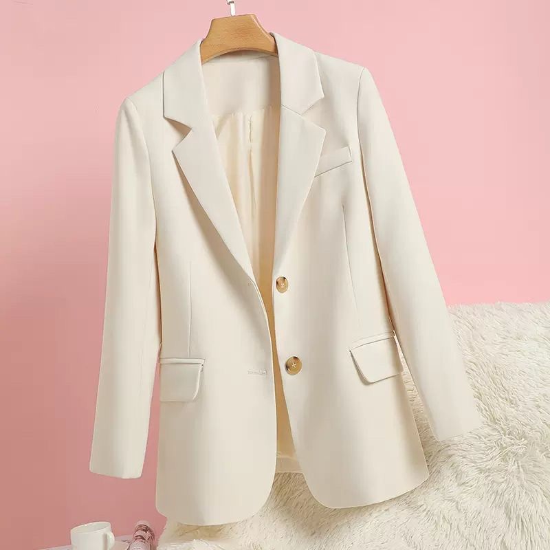 Damen eleganter Blazer mit zeitlosem Schnitt und goldenen Knopfdetails Drune