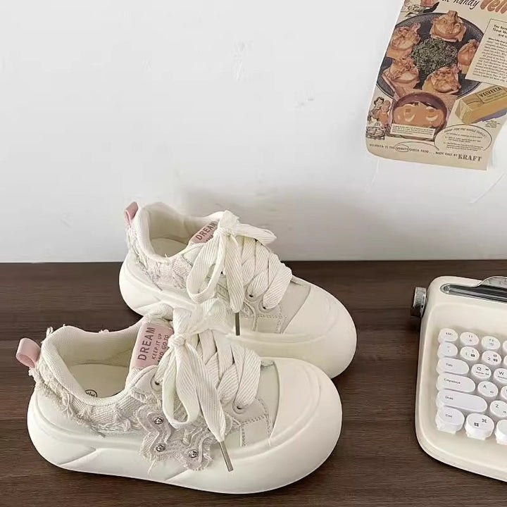 Damen Sportliche Sneaker mit floralem Design und bequemer Sohle Drune