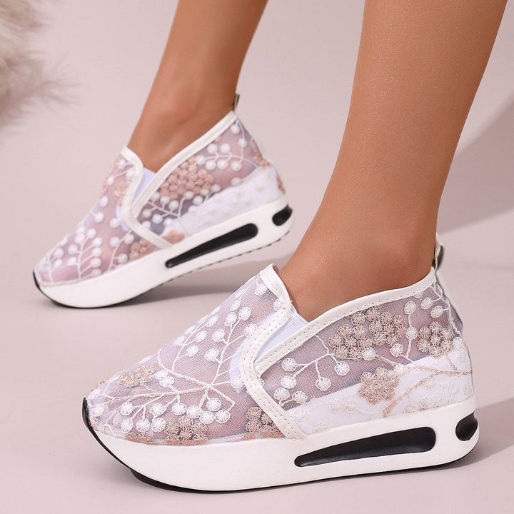 Damen Elegante und luftige Sneakers mit floraler Bestickung Drune