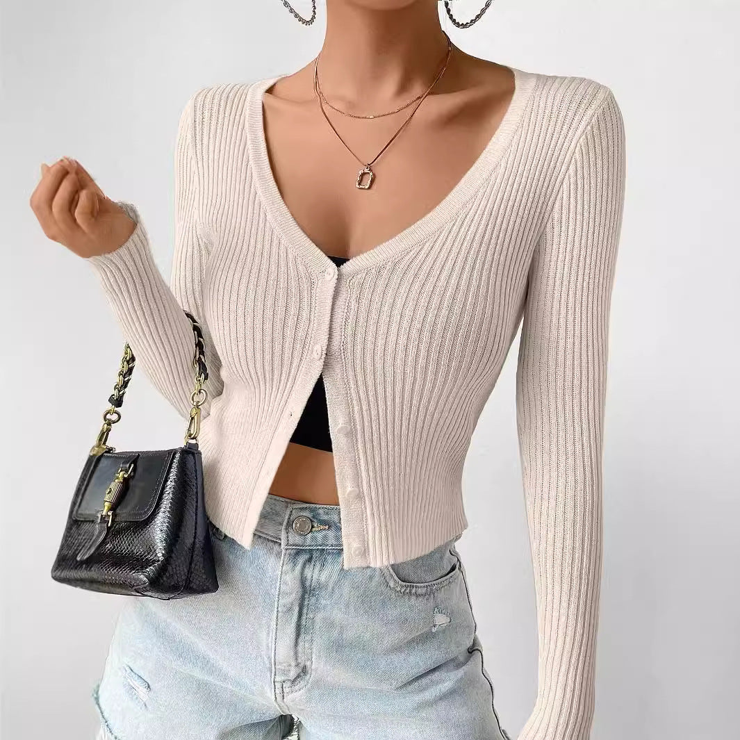 Damen angenehme und figurbetonte Strickjacke mit Knöpfen Drune