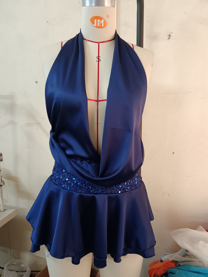 Damen elegantes Cocktailkleid mit tiefem V-Ausschnitt und voluminösem Rock Drune