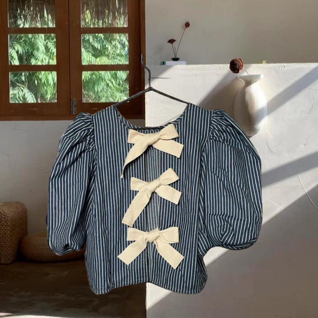 Damen Bluse mit lässigem Schnitt und verspielten Rüschen Drune
