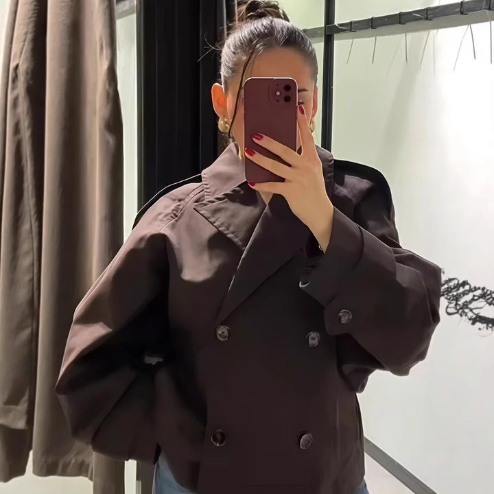 Damen Trenchcoat mit modernem Schnitt und doppelter Knopfreihe Drune