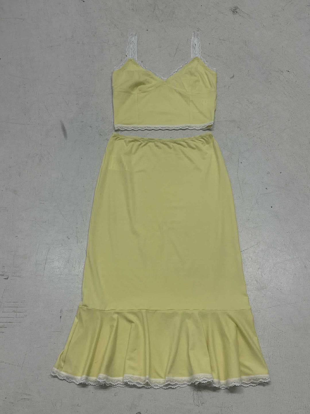 Damen Crop-Top und Midirock Set mit Rüschensaum Drune