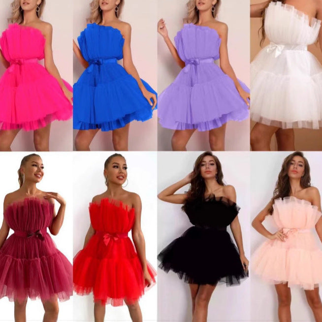 Damen Mini-Kleid mit asymmetrischem Schnitt und voluminösen Rüschendetails Drune