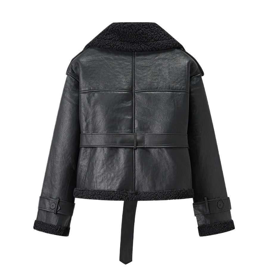 Damen modische Kunstlederjacke mit Teddyfell-Kragen und taillierbarem Gürtel Drune