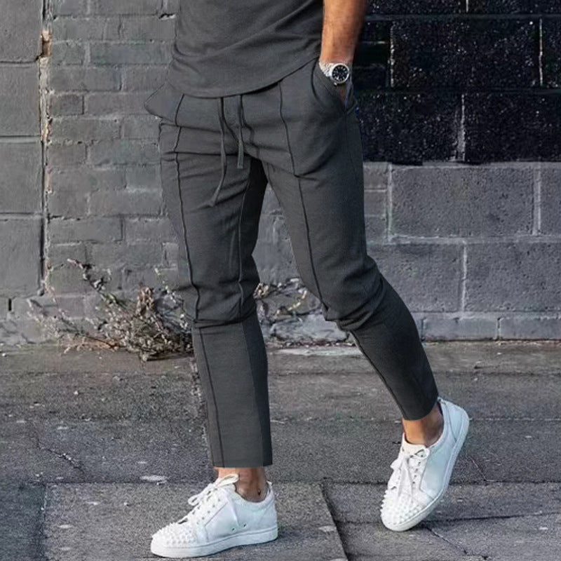 Herren nan Slim Tapered Jogginghose mit dekorativen Steppnähten, elastischem Tunnelzug und schmalem Knöchelabschluss Drune