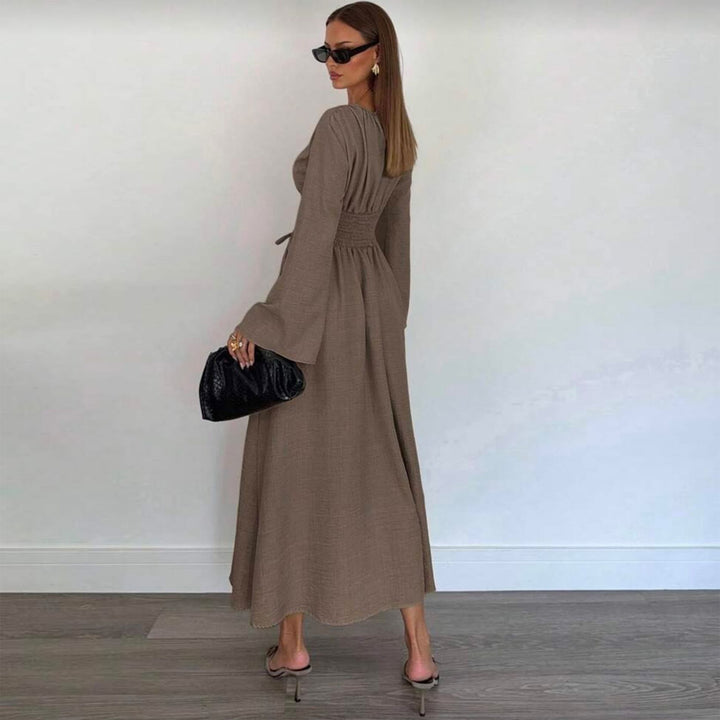 Damen Elegantes Maxikleid mit seitlichem Volant und raffinierten Drapierungen Drune
