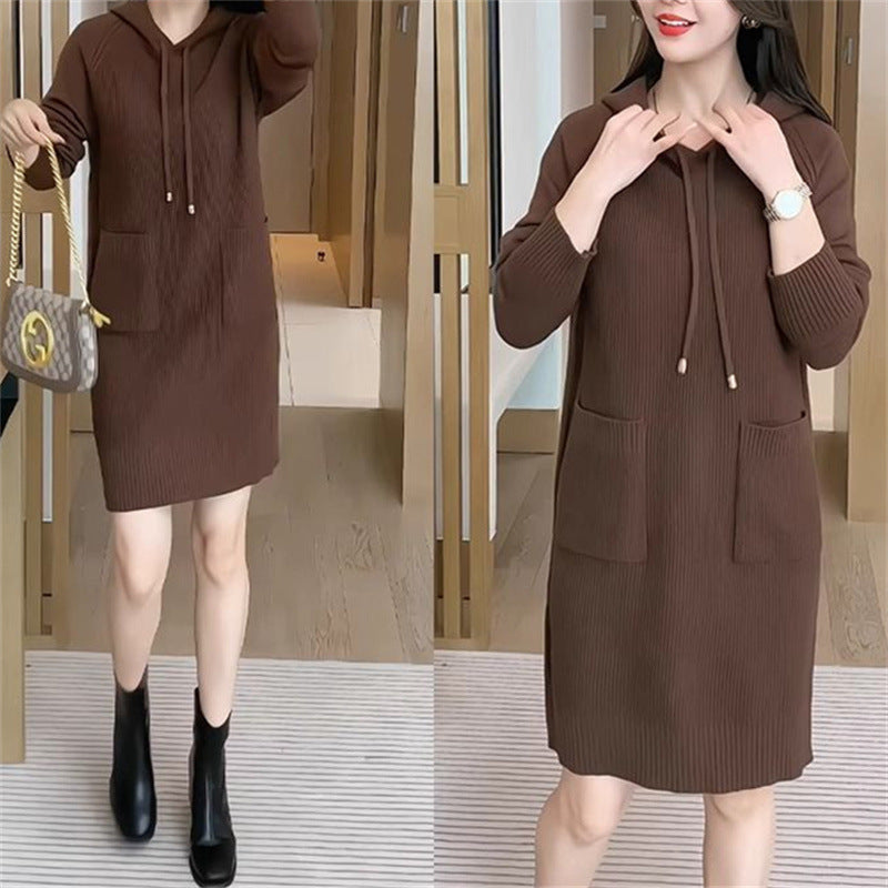 Damen Strickkleid mit Kapuze und praktischen Taschen Drune