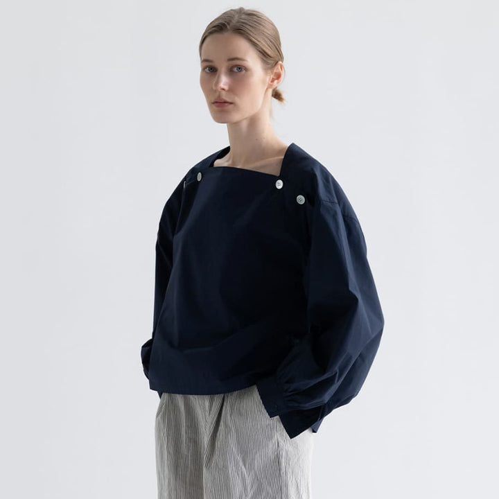 Damen modische Bluse mit innovativen Knopfdetails Drune