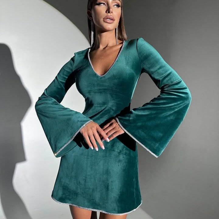 Damen Minikleid mit V-Ausschnitt und oversized Ärmeln Drune