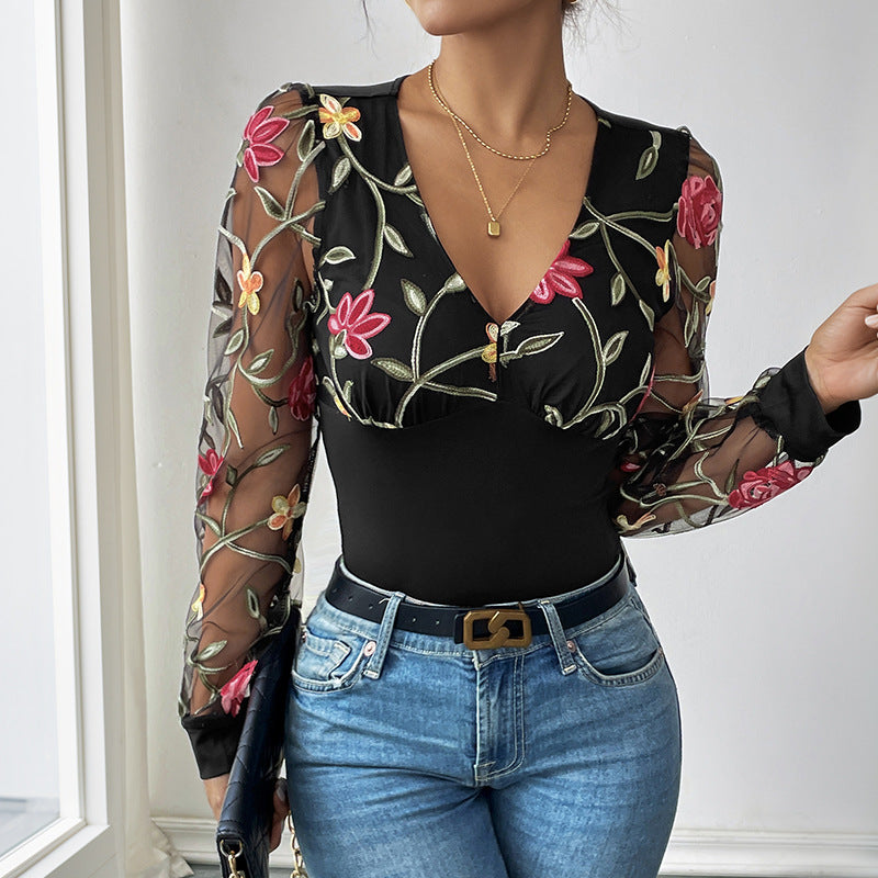 Damen Body mit transparenten, bestickten Puffärmeln und V-Ausschnitt Drune