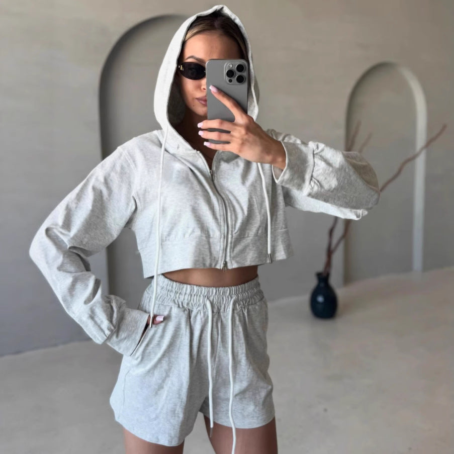 Damen trendy cropped Kapuzenjacke und Shorts Set Drune