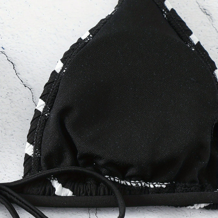 Damen Triangel-Bikini mit raffinierten Streifen Drune