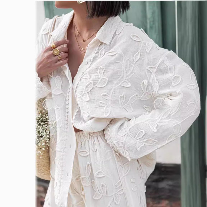 Damen Bluse mit feiner Stickerei und luftiger Passform Drune