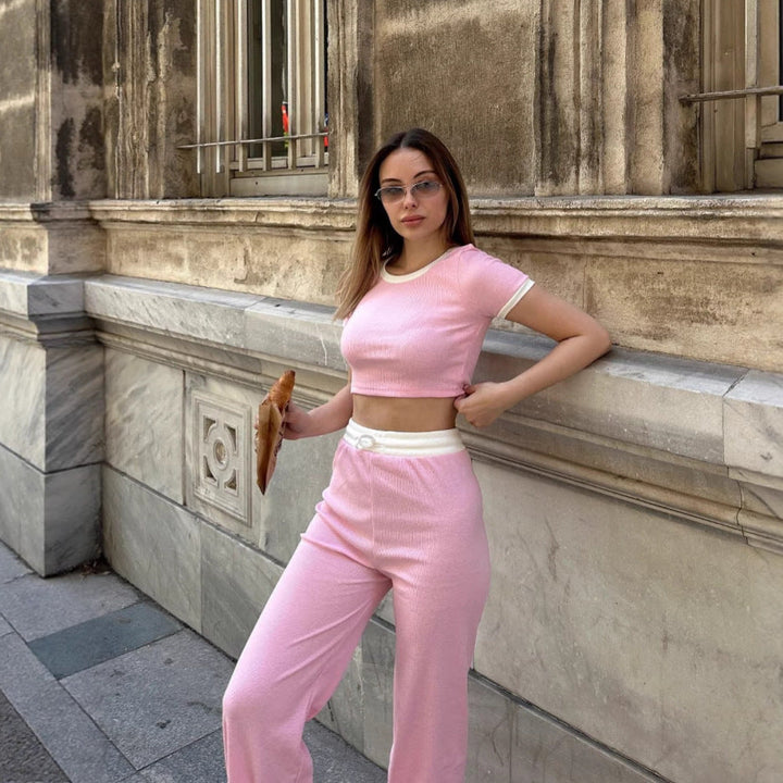 Damen lässiges Lounge-Set mit cropped Oberteil und weitem Hosenbereich Drune