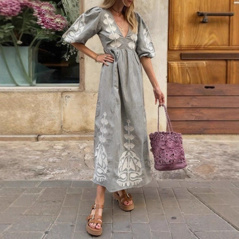 Damen Midikleid mit luftigen Puffärmeln und floralem Stickdesign Drune