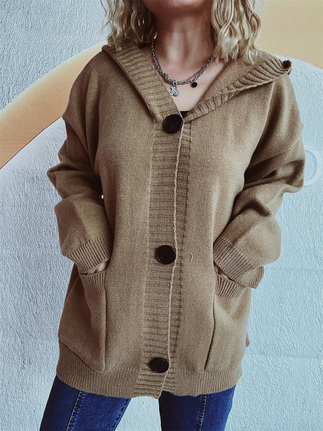 Damen bequeme Strickjacke mit Kapuze und praktischen Taschen Drune
