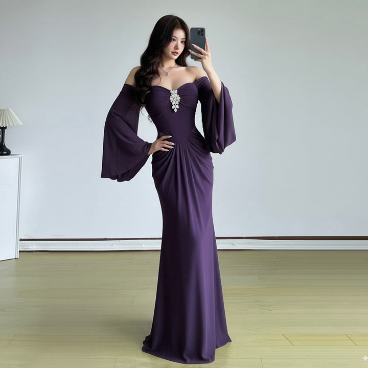 Damen elegantes Maxikleid mit großzügigen Trompetenärmeln und raffiniertem Cut-Out Drune