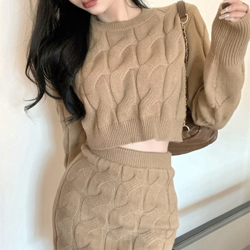Damen Strickensemble mit Crop-Top und Minirock Drune