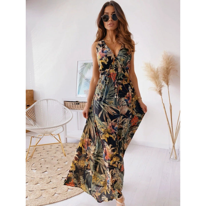 Damen Maxikleid mit floralen Mustern und tailliertem Oberteil Drune