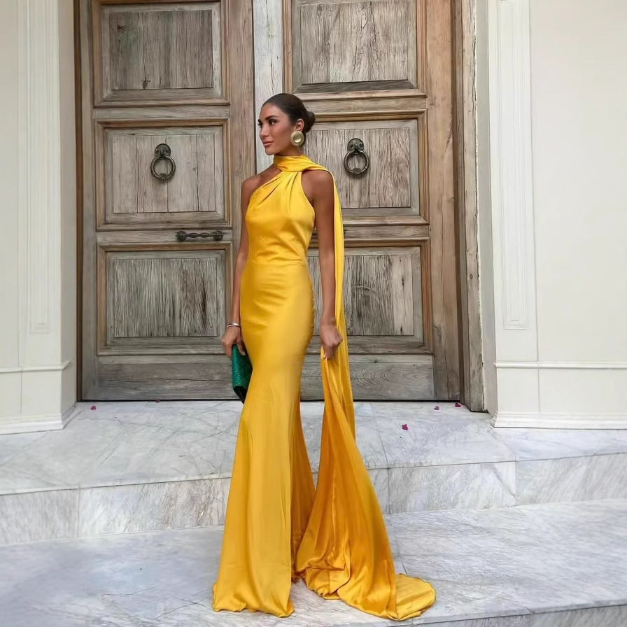 Damen elegantes Abendkleid mit einseitigem Cape und raffinierter Drapierung Drune
