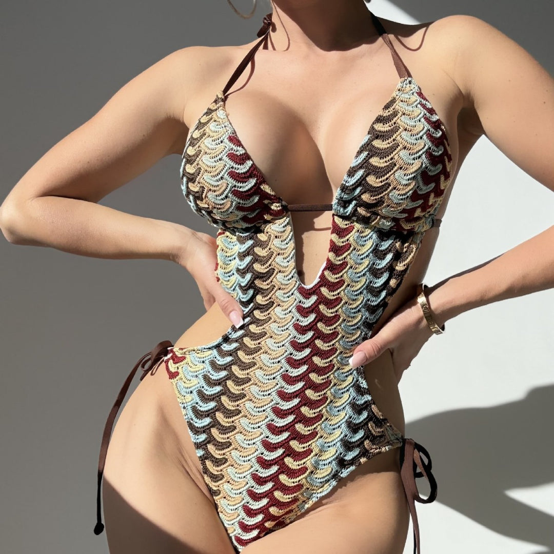 Damen Einteiler Badeanzug mit raffinierten Schnittdetails Drune
