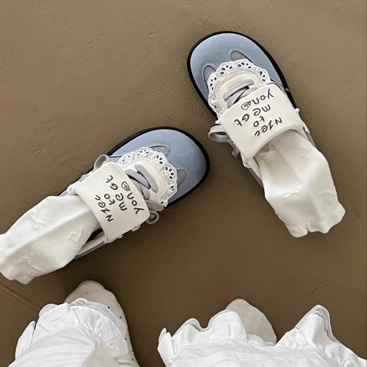 Damen Sneakers mit verspielten Spitzen-Details und weicher Sohle Drune