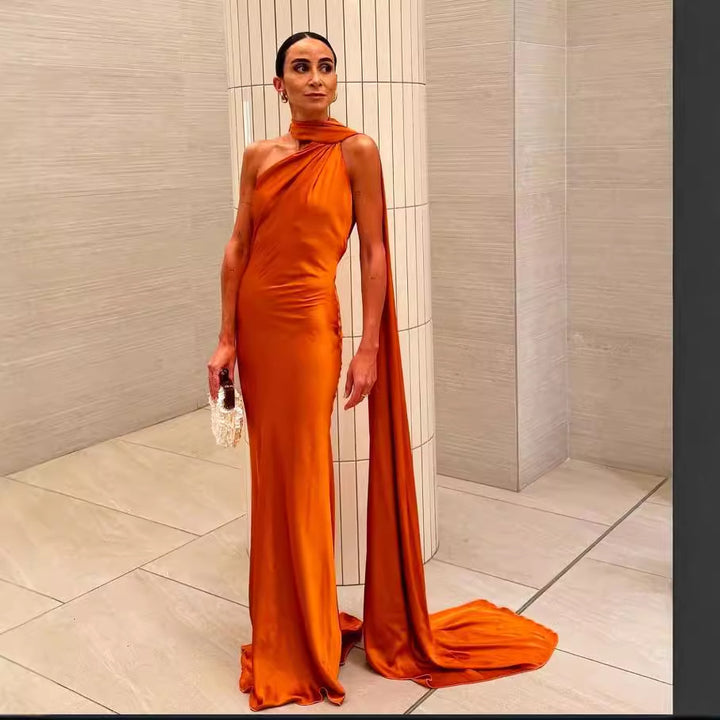 Damen elegantes Abendkleid mit einseitigem Cape und raffinierter Drapierung Drune