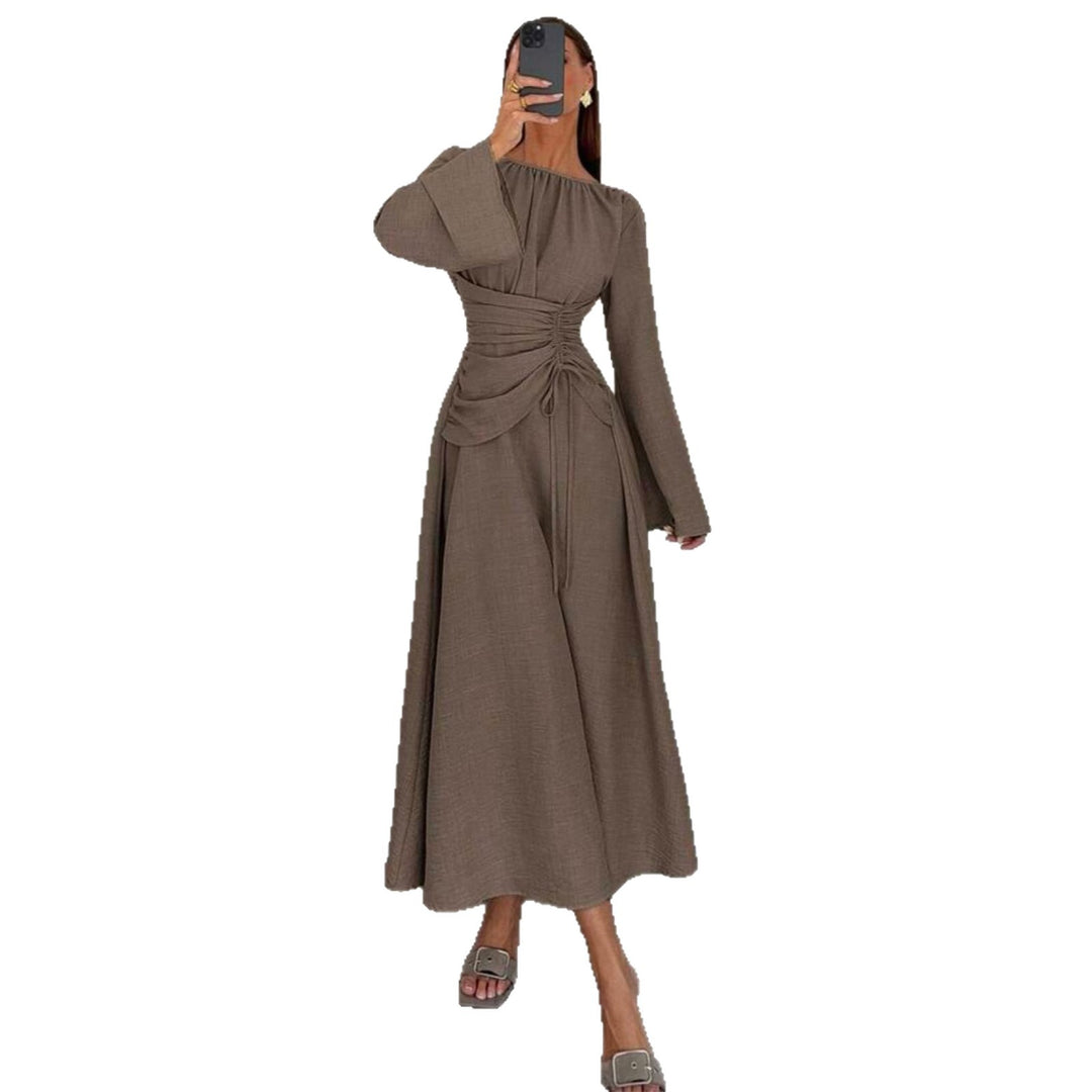 Damen Elegantes Maxikleid mit seitlichem Volant und raffinierten Drapierungen Drune