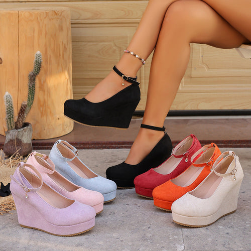 Damen Wedge-Pumps mit dekorativem Riemchen und exzellentem Fußbett Drune