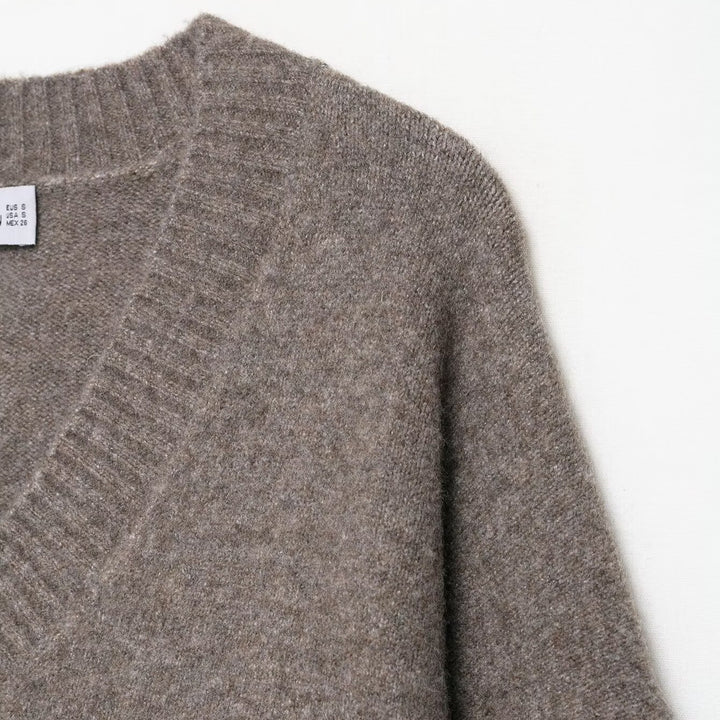 Damen Cozy V-Ausschnitt Pullover aus hochwertiger Merinowolle Drune