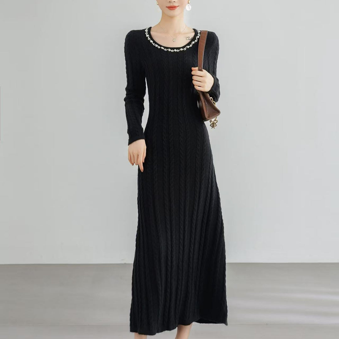 Damen Elegantes Strickkleid mit Zopfmuster und dekorativen Details Drune