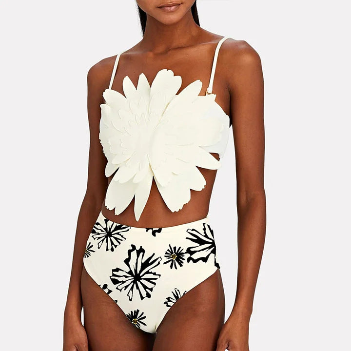 Damen Bikiniset mit besonderem Blumendekor und langem Wickelrock Drune