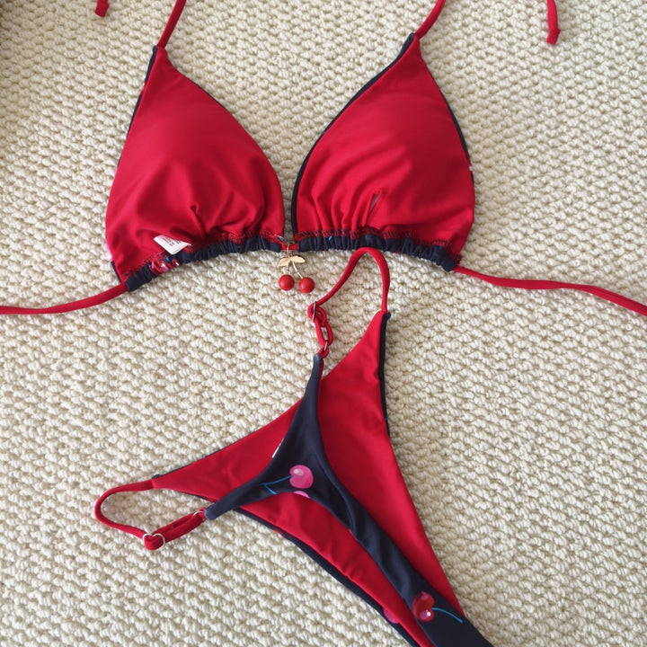 Damen Triangel-Bikini mit verspieltem Kirschenmuster und elastischen Bindebändern Drune
