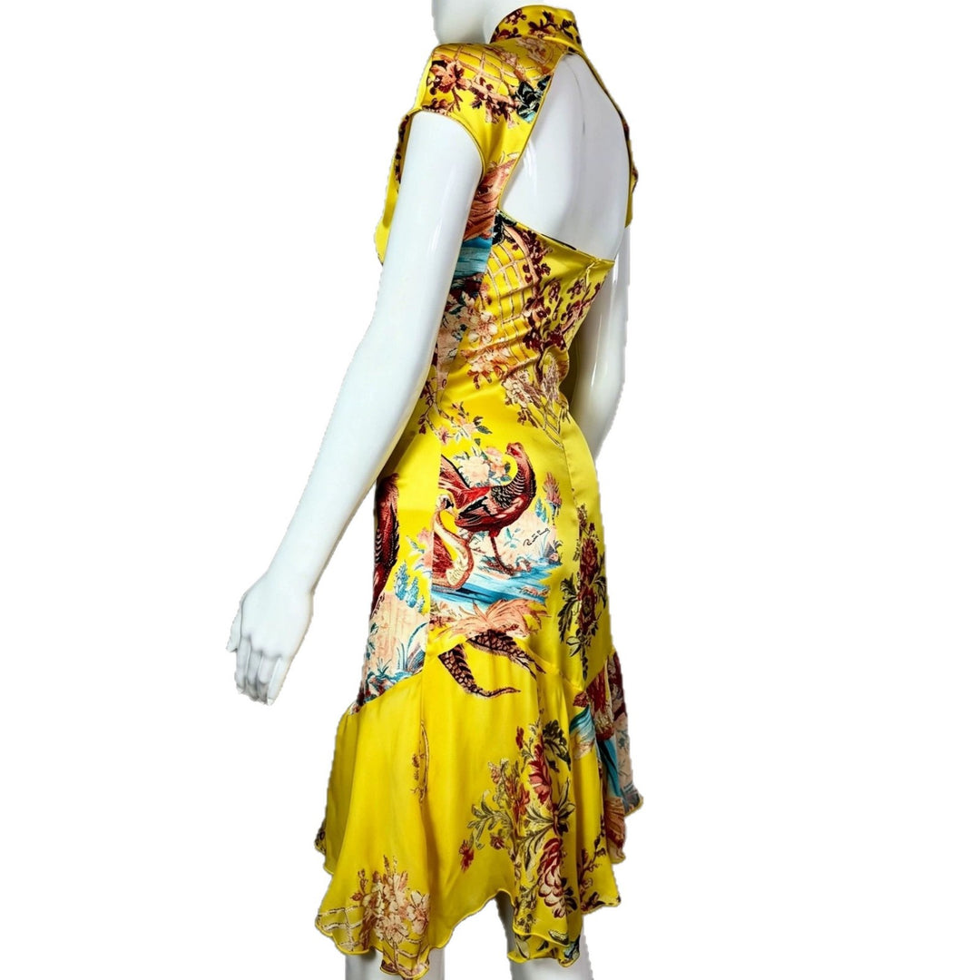 Damen Chiffonkleid mit floralen Bestickungen und asymmetrischem Saum Drune