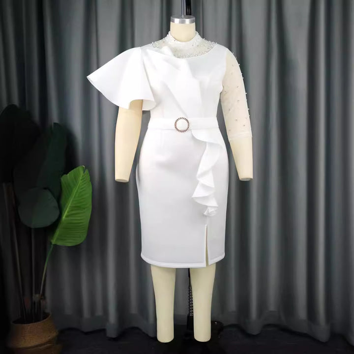 Damen Cocktailkleid mit asymmetrischem Rüschendesign und dekorativen Perlenakzenten Drune