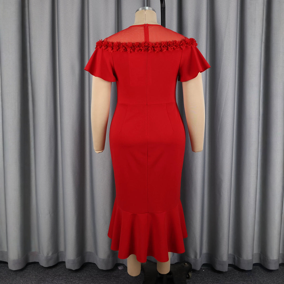 Damen Elegantes Kleid mit floralem Akzent und schwingendem Saum Drune
