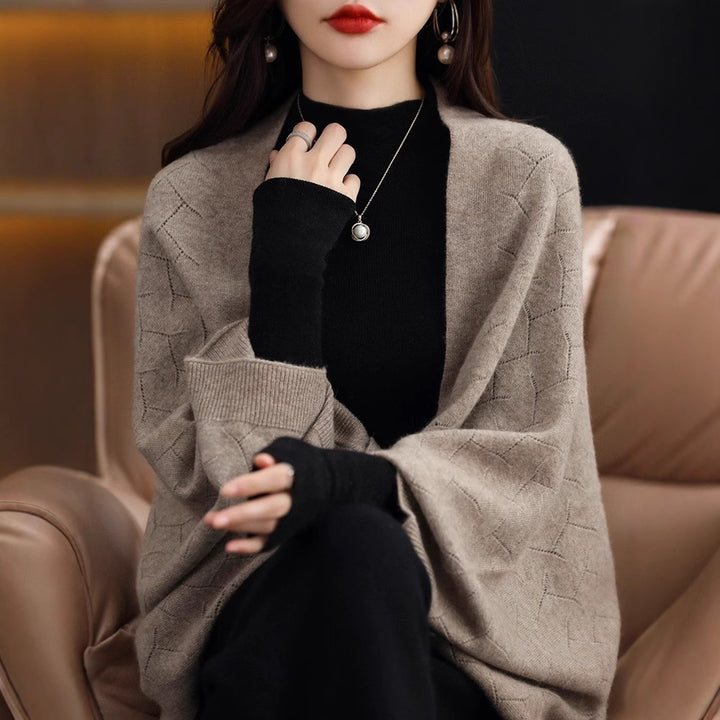 Damen Großer Strickponcho mit modernem Rautenmuster Drune