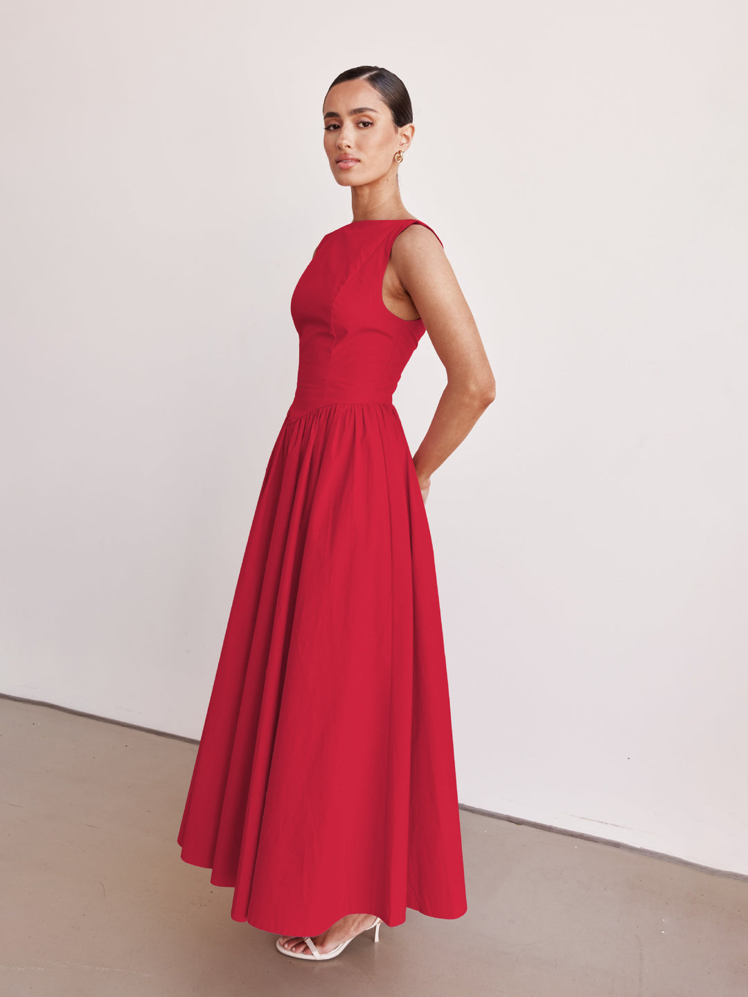 Damen Maxikleid mit zeitlosem Schnitt und elegantem Taillenbund Drune