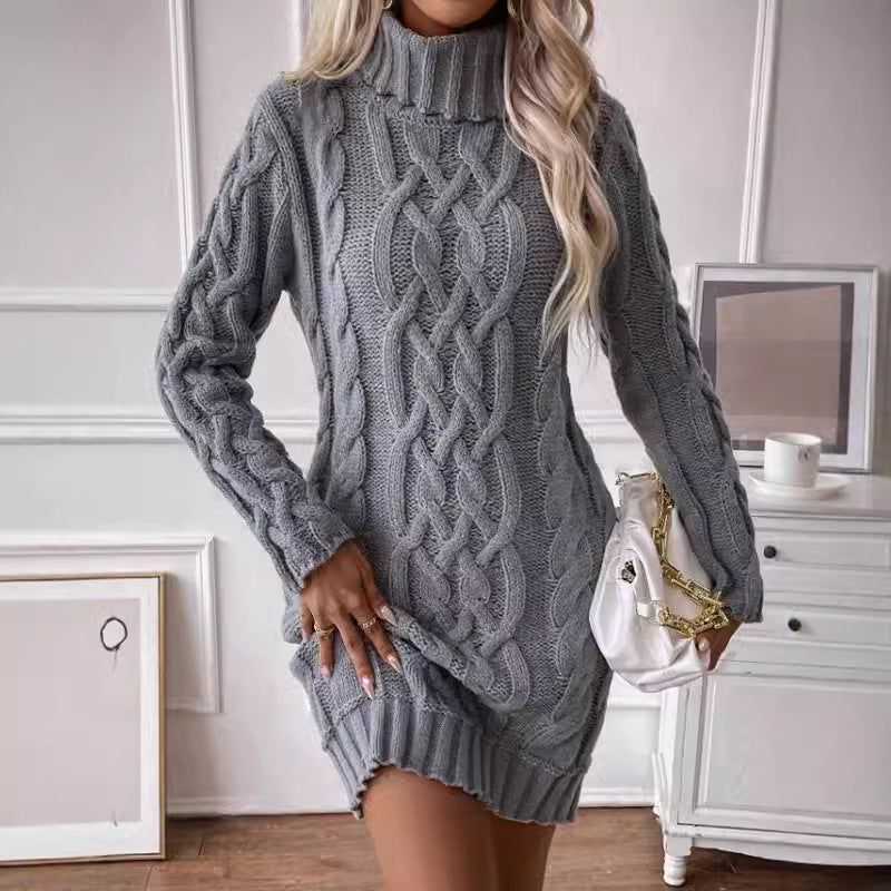 Drune | Strickkleid Figurbetonter Schnitt Kabelstrick Hoher Kragen Lange Ärmel