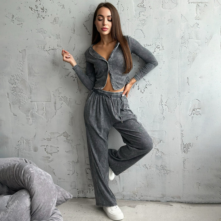 Damen Sportliches Freizeit-Set mit cropped Jacke und weiter Hose Drune