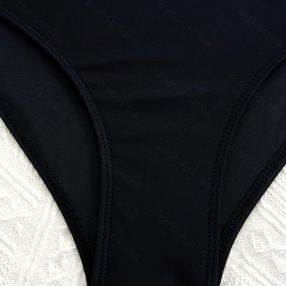 Damen Tankini-Set mit floralem Oberteil und klassischer Bikini-Hose Drune