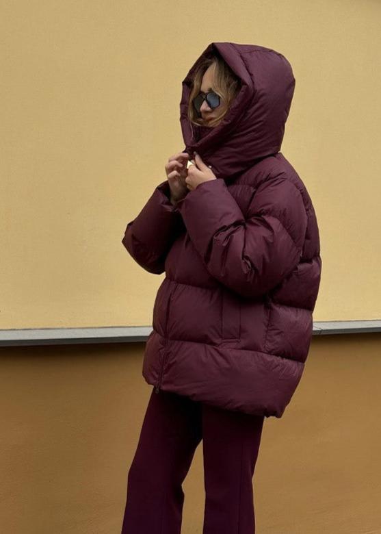 Drune | Burgundy Puffer Jacket - Luxe Winter Komfort
