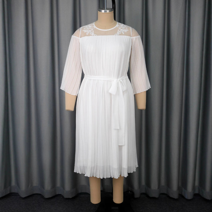 Damen festliches Faltenkleid mit Spitzenakzenten Drune
