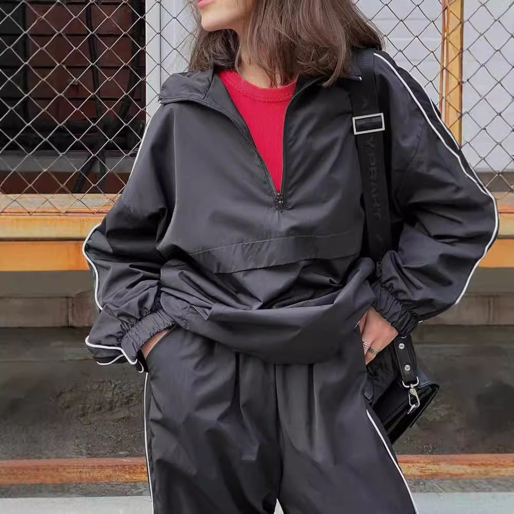 Damen sportliches Anorak-Set mit hohen Bündchen und Reißverschluss Drune