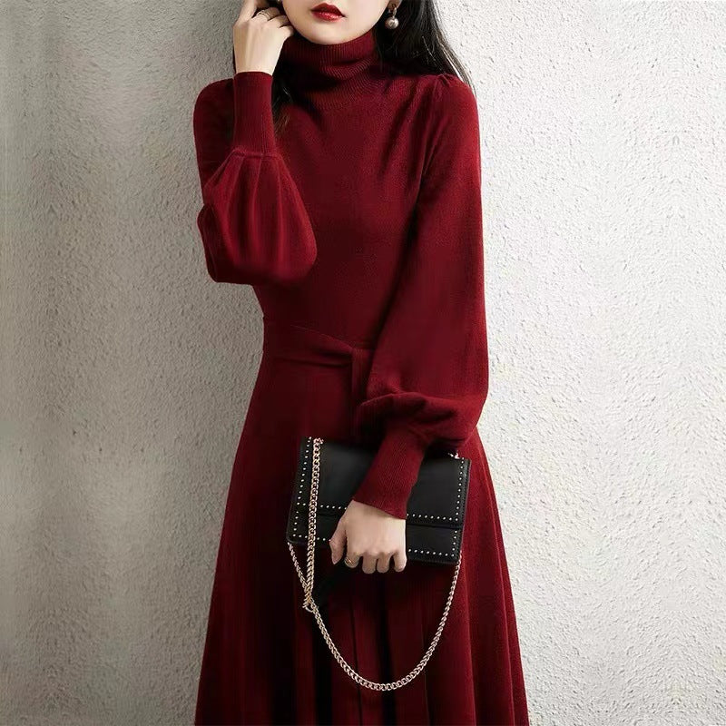 Damen Strickkleid mit hohem Kragen und Taillengürtel Drune