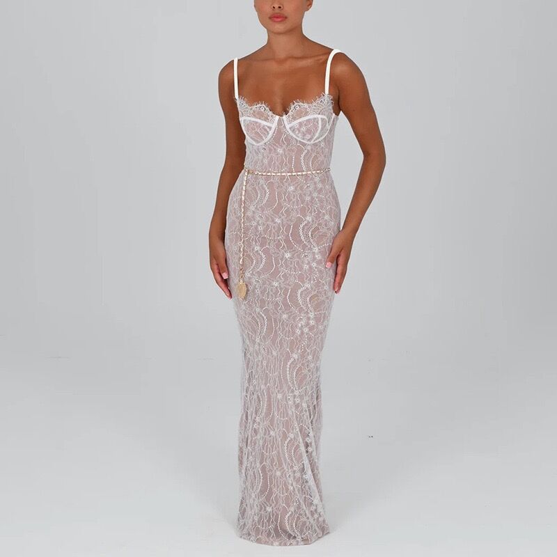 Damen Spitzenmaxikleid mit verführerischem Lingerie-Look und elegantem Akzent Drune