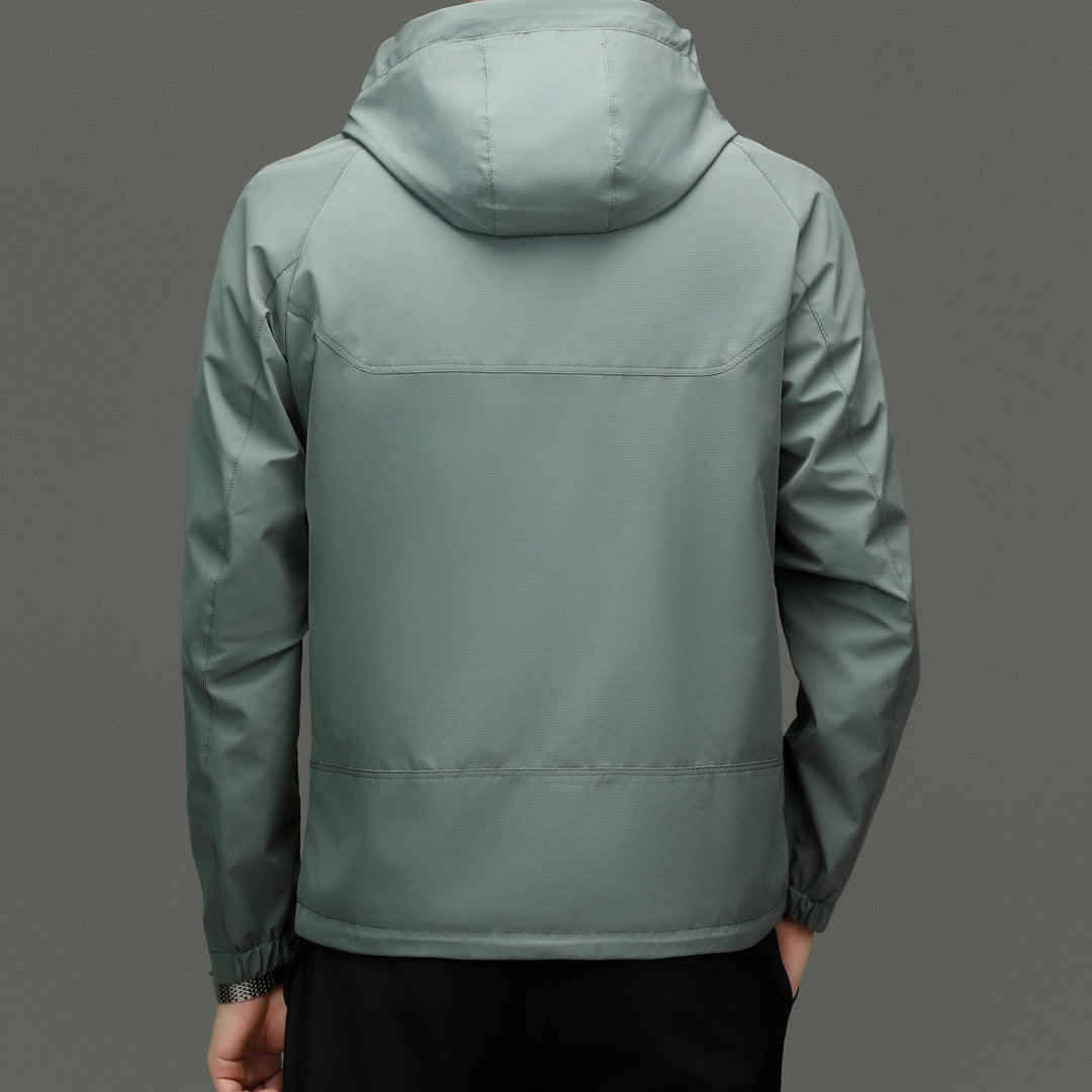 Herren leichte Übergangsjacke mit wasserabweisendem Material und praktischen Taschen Drune