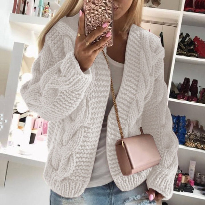 Damen Strickjacke mit grobem Zopfstrickmuster und weitem Schnitt Drune